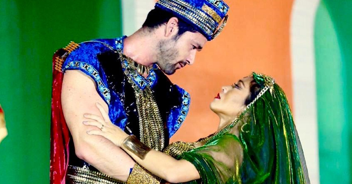 Com Danni Suzuki e Sergio Marone, segundo maior teatro a céu aberto do Brasil, emociona com Paixão de Cristo