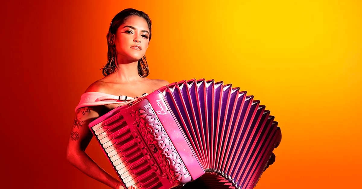 Lucy Alves lança performance multi-instrumentos do single “Toda Vez”