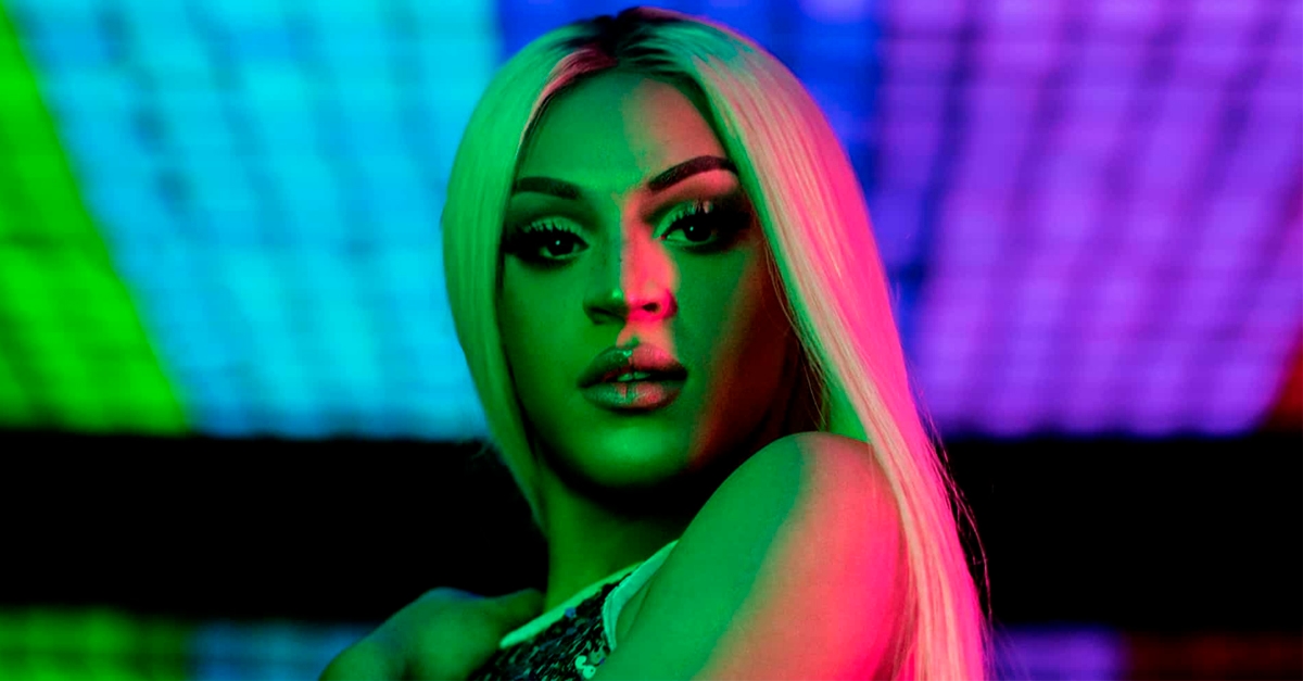 “Festival do Orgulho”: Pabllo Vittar anuncia live com Urias, Mateus Carrilho e mais; confira!