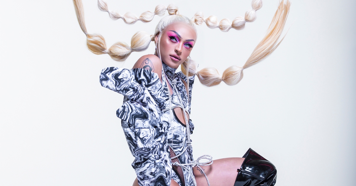 Pabllo Vittar renova contrato com a Sony Music