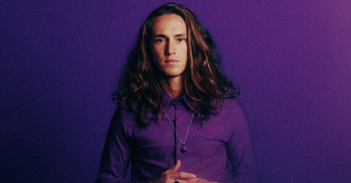 Faixa a faixa | Vitor Kley comenta sobre canções de “A Bolha”