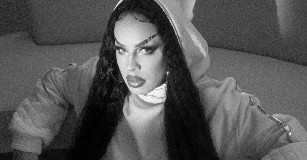 Gloria Groove é atração da Avon na 25ª Parada do Orgulho LGBTQIA+ de São Paulo