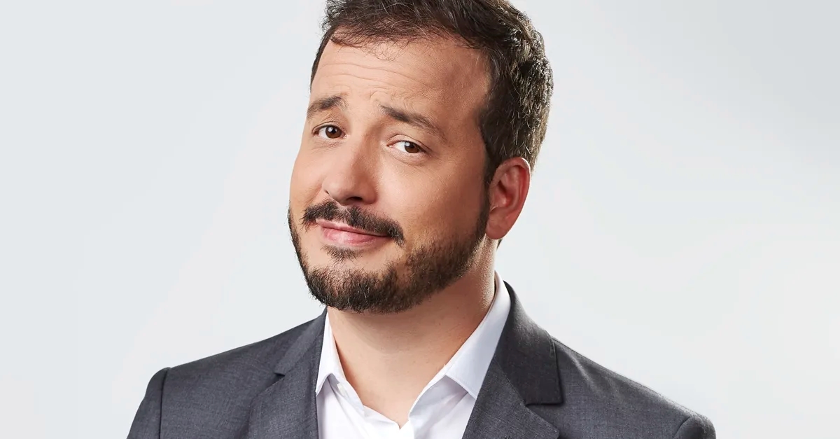 Entrevista | Rafael Cortez fala sobre espetáculo o “Antivírus, o show”: “Me sinto um vitorioso”