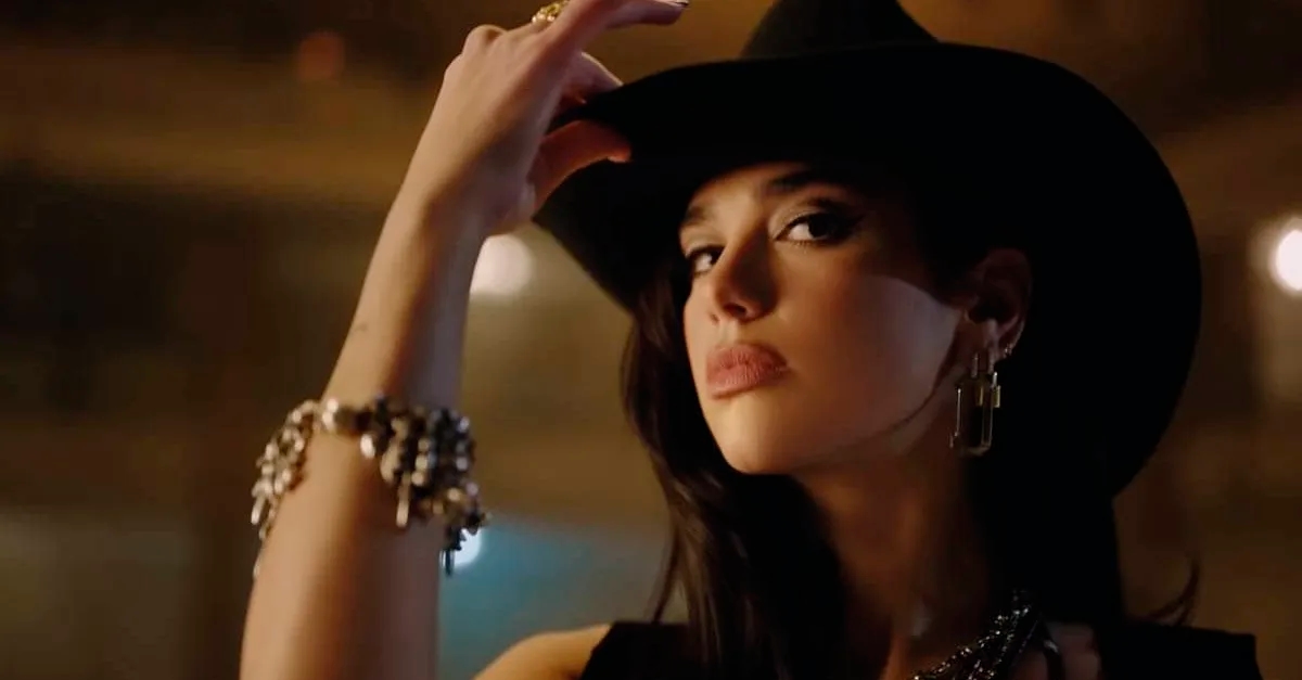 Dua Lipa encanta público com show repleto de coreografia e hits em estreia no Rock In Rio