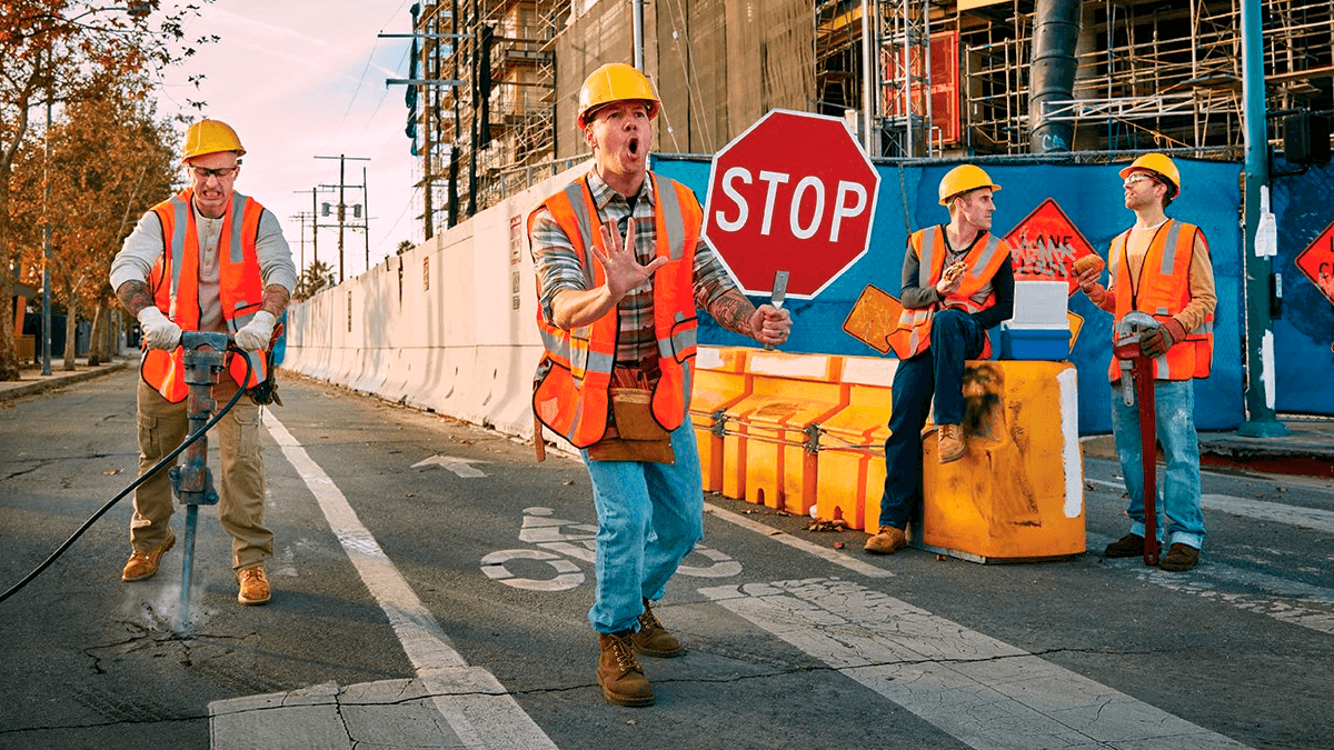 Simple Plan retorna às origens no disco “Harder Than It Looks”