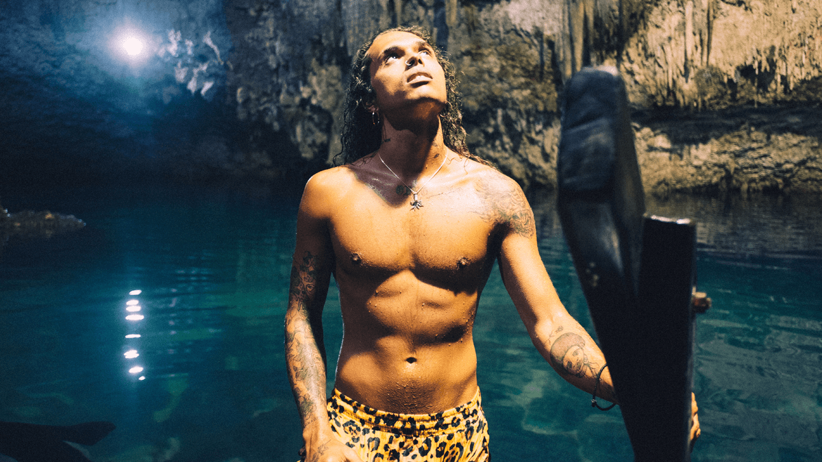 Vitão lança videoclipe intimista para o single “Declaração”; assista!