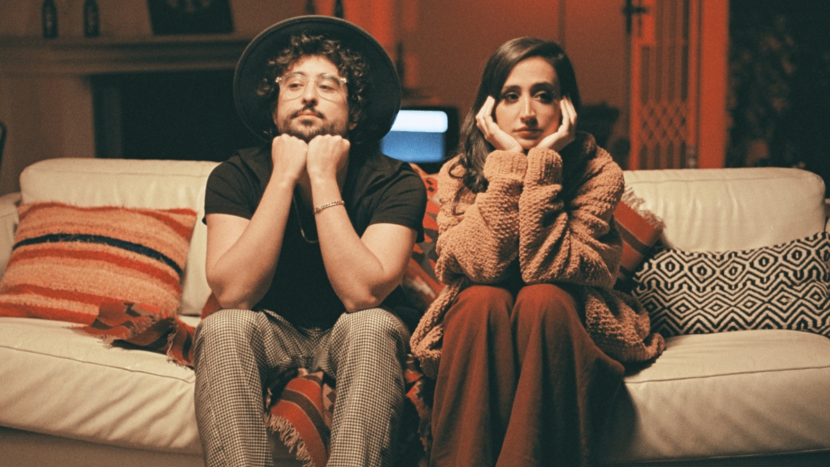 Zeeba, Mariana Nolasco e Pedro Calais lançam o single “Teu Sim, Mas Não”; assista ao clipe!