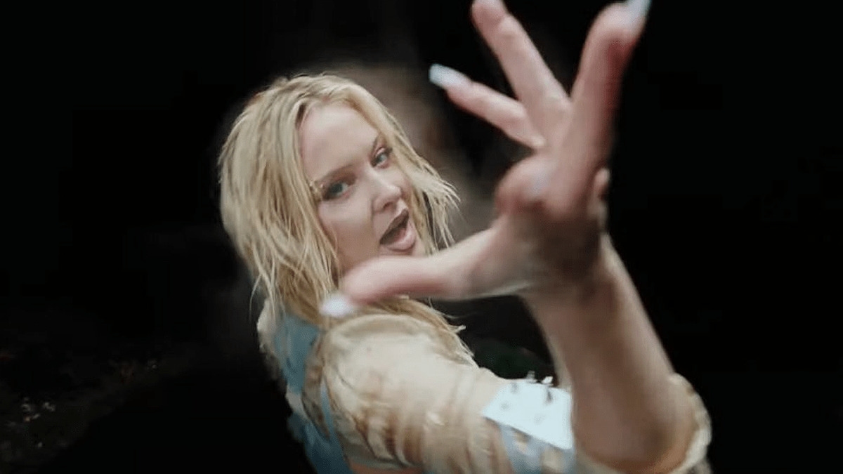 Zara Larsson encontra outra versão de si mesma no clipe de “Can’t Tame Her”; confira!
