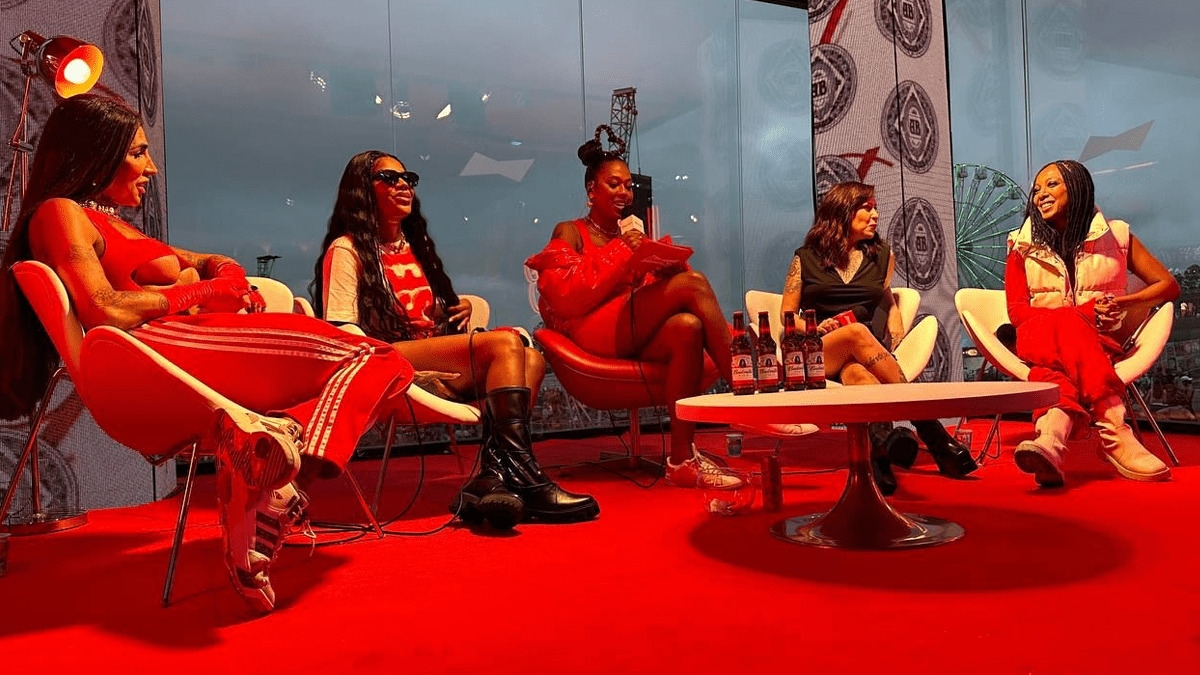 Ludmilla, Pitty, Pepita, Giovanna Heliodoro e Negra Li promovem um dos encontros mais icônicos do Lollapalooza Brasil