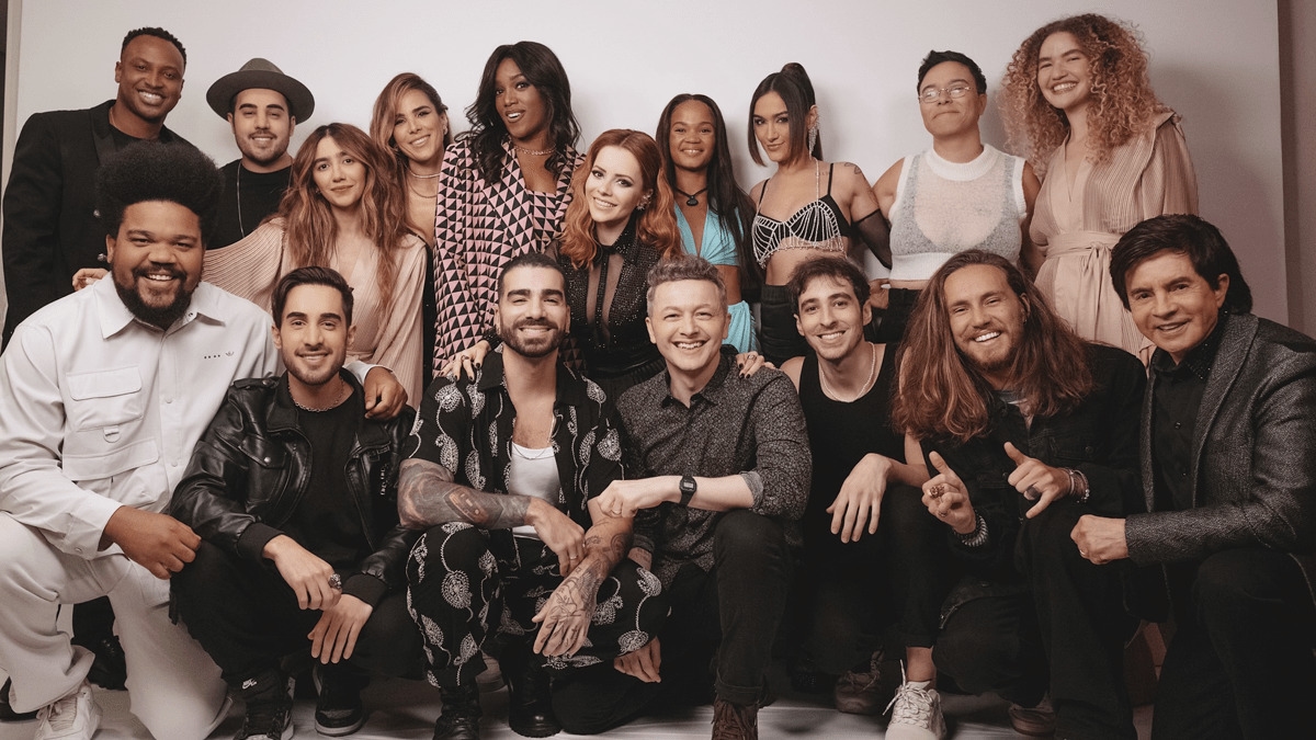 Sandy lança audiovisual repleto de participações especiais “Nós, Voz, Eles – Ao Vivo”