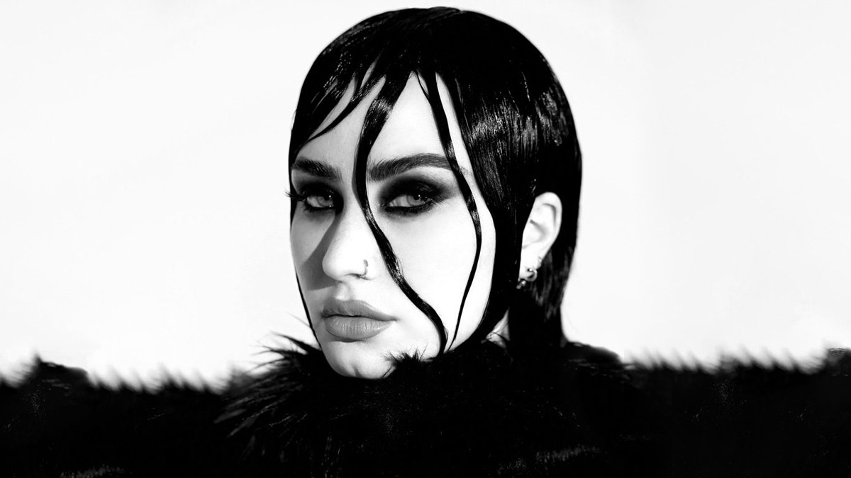 Demi Lovato lança versão rock de “Sorry Not Sorry” e anuncia novo projeto