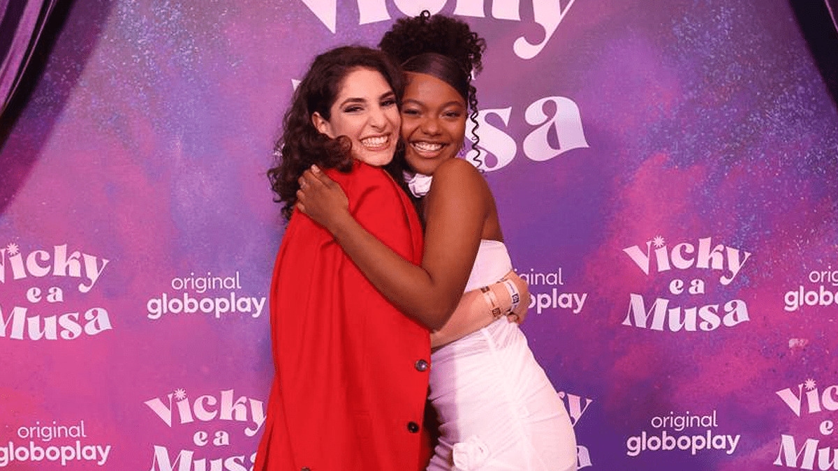 Globoplay recebe elenco e convidados especiais para evento de lançamento “Vicky e a Musa” no Rio de Janeiro