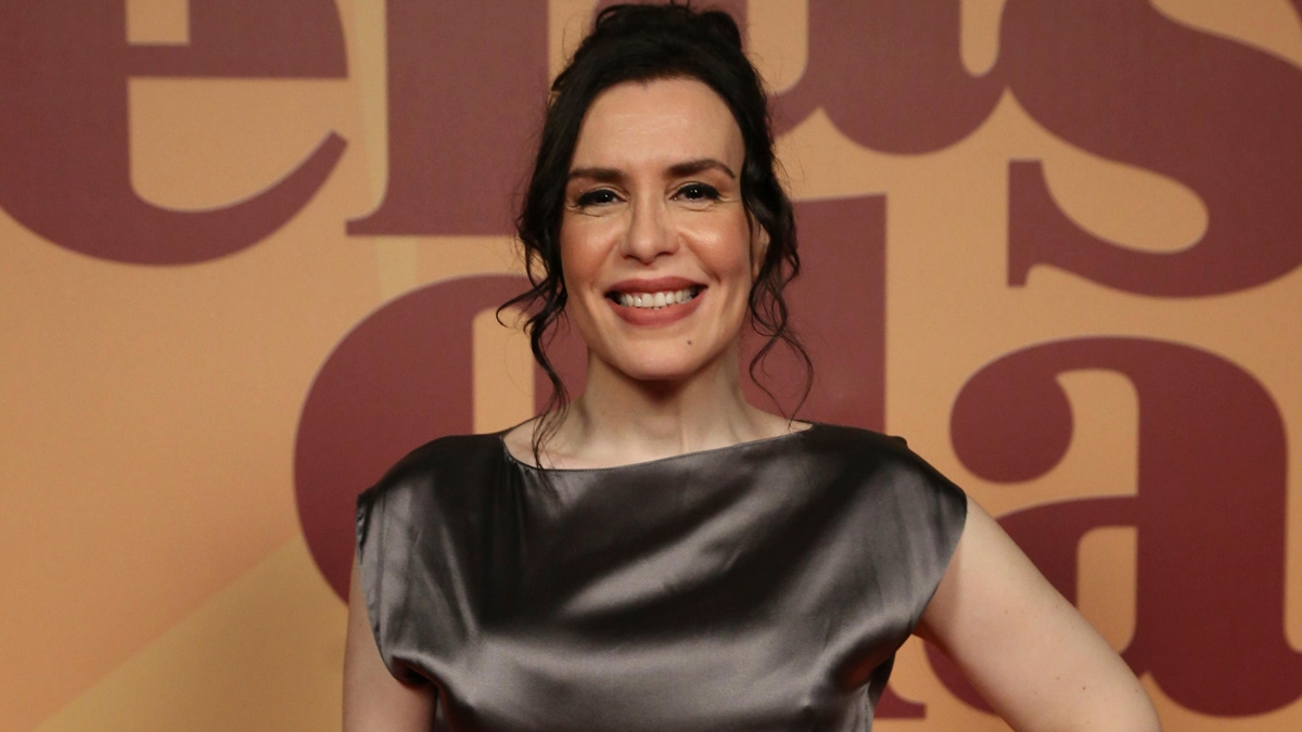 Maria Clara Spinelli vive a forte e apaixonante Renée em “Elas Por Elas” e comemora: “Estou encantada”