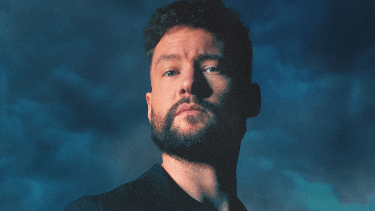 Calum Scott lança o single “Roots”