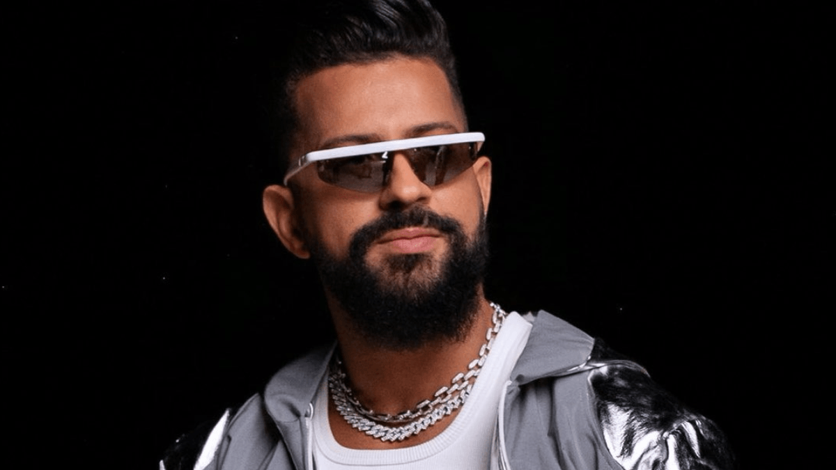 Dennis DJ é convidado especial em turnê de Shakira