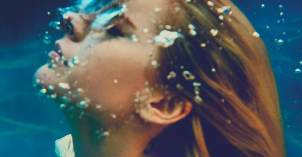 Ouça “Head Above Water”, novo single de Avril Lavigne