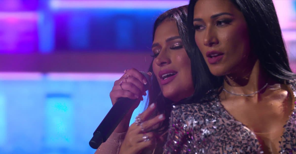 Simone e Simaria lançam o clipe de “Te Conheço Só de Olhar Na Sua Cara” e afastam boato de separação