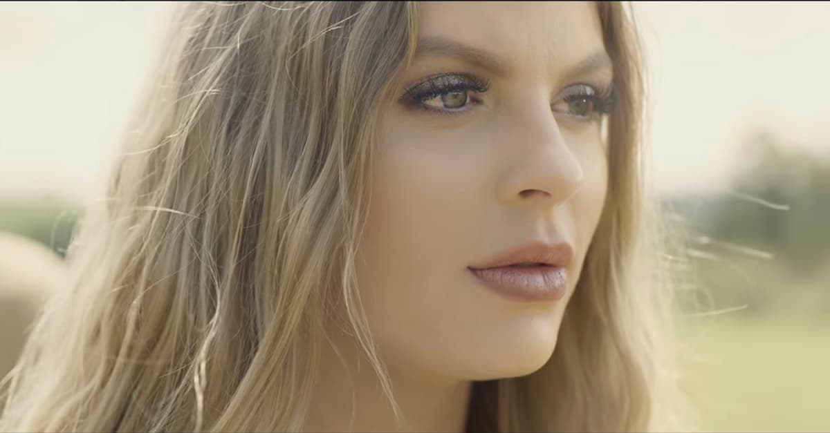 Luísa Sonza homenageia mãe no clipe de “Eliane”; vem assistir!