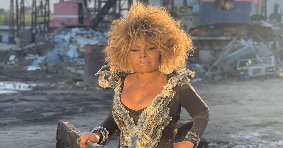 Elza Soares apresenta show “Planeta Fome” em São Paulo