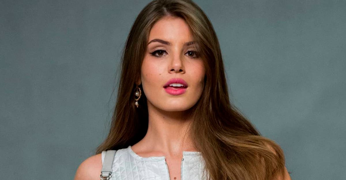 Camila Queiroz deixa elenco de “Verdades Secretas 2”
