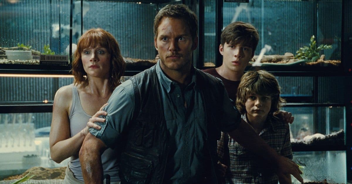 Globo exibe “Jurassic World: O Mundo dos Dinossauros” no Campeões de Bilheteria deste domingo