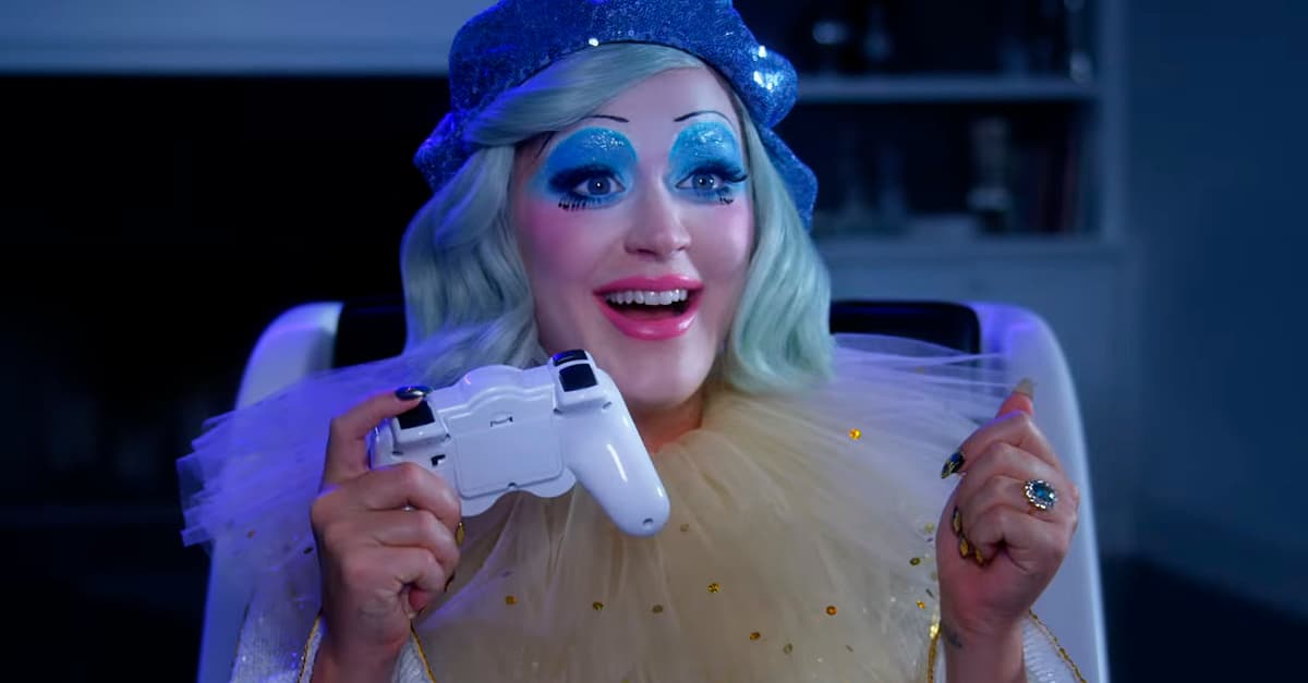 Katy Perry lança videoclipe de “Smile” com exclusividade no Facebook Watch
