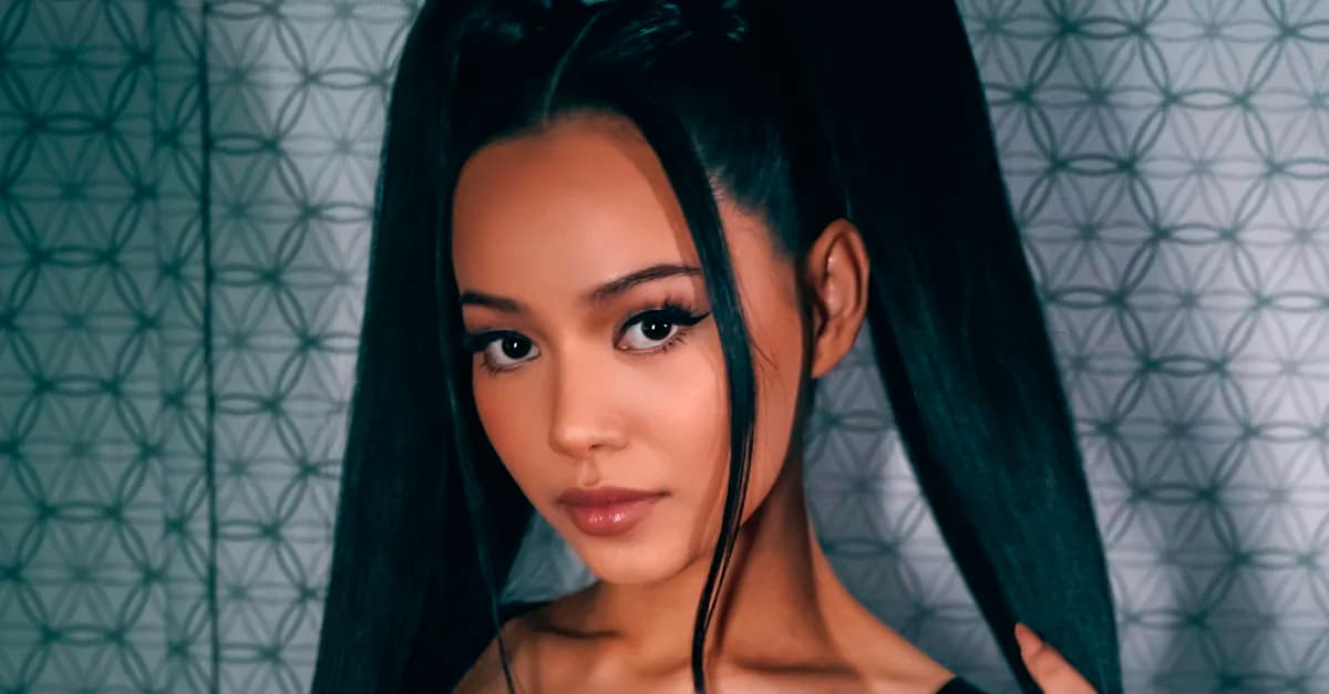 “Build a Bitch”: Bella Poarch faz história com single de estreia; conheça!