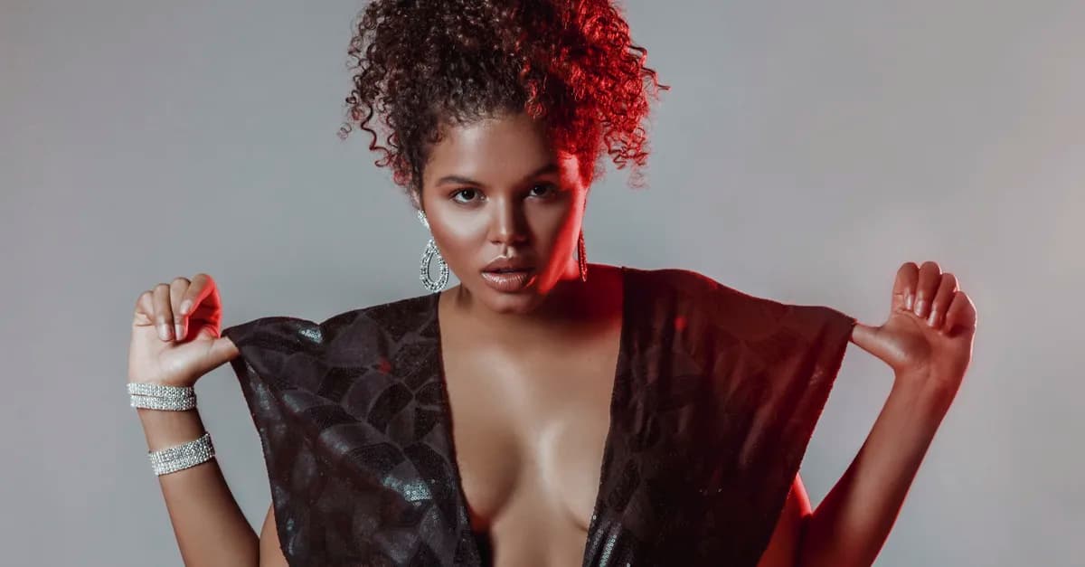 “Obra Divina”: Flav lança segundo single autoral da carreira; ouça!