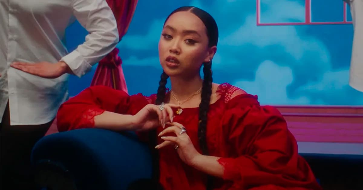 Griff lança “One Foot In Front Of The Other”, que dá nome à nova mixtape; saiba mais!