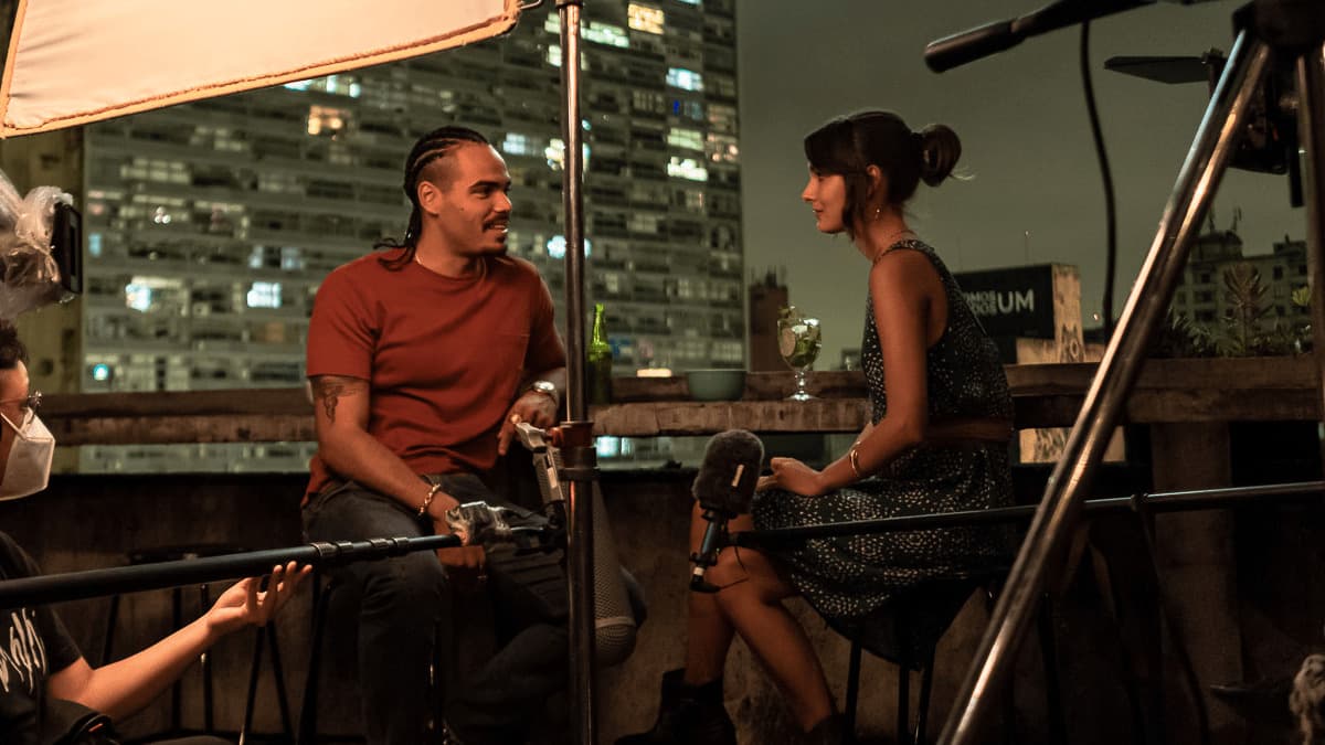 “No Mundo da Luna”: HBO Max anuncia fim das filmagens da primeira comédia romântica brasileira da plataforma