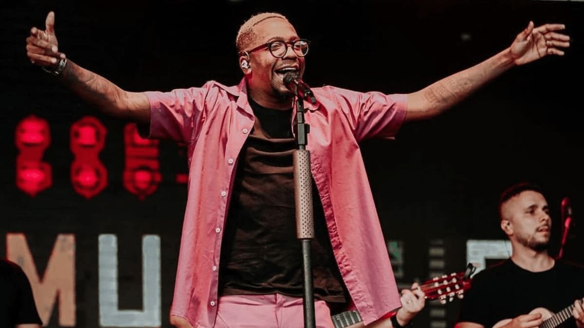 Mumuzinho alcança primeiro lugar nas rádios do Brasil e comemora sucesso da faixa “Sem Vestígio”