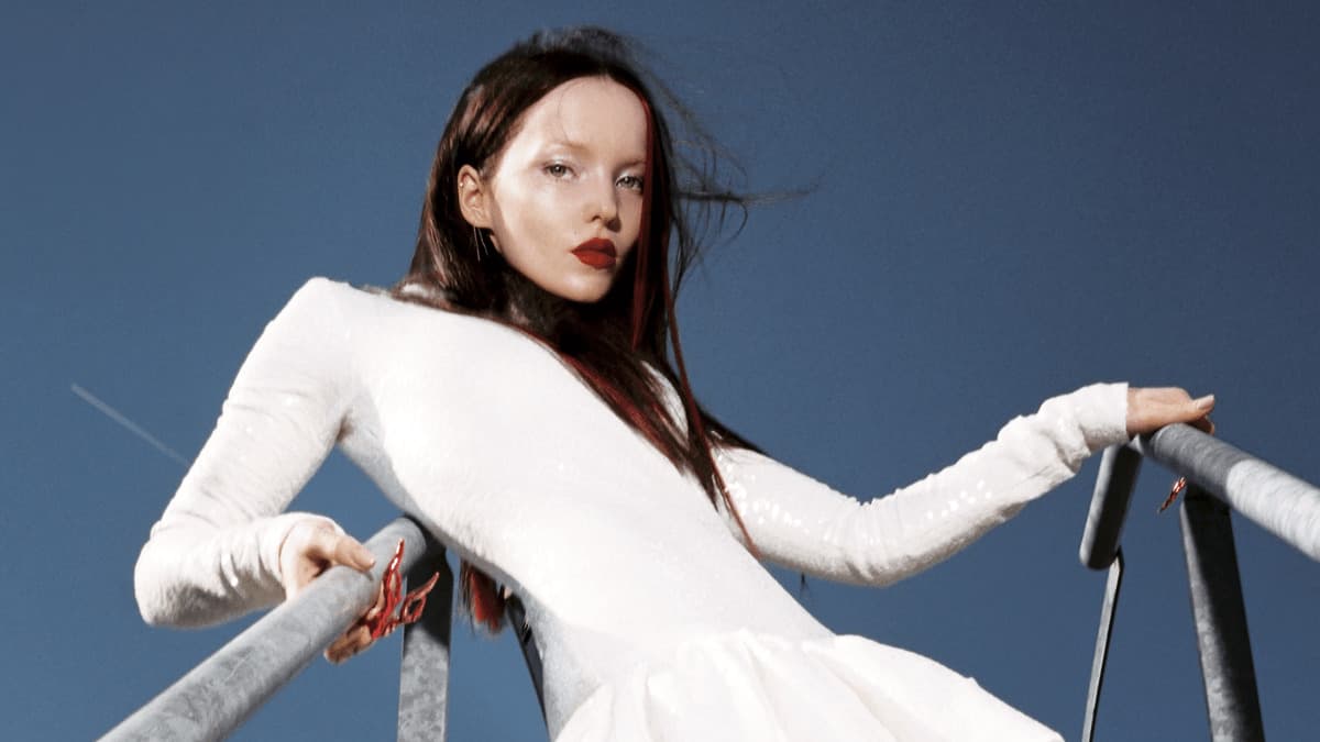 Dove Cameron se une a Khalid no single “We Go Down Together”