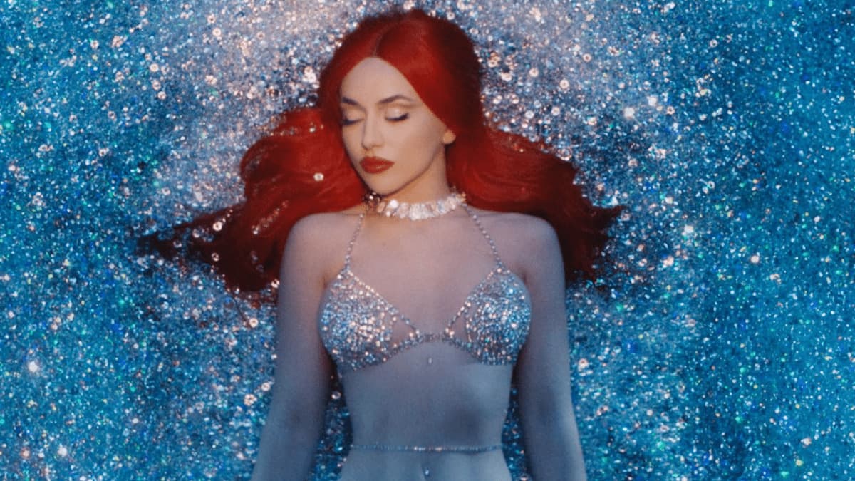 “Diamonds & Dancefloors”: Ava Max lança o aguardado segundo disco da carreira; ouça!