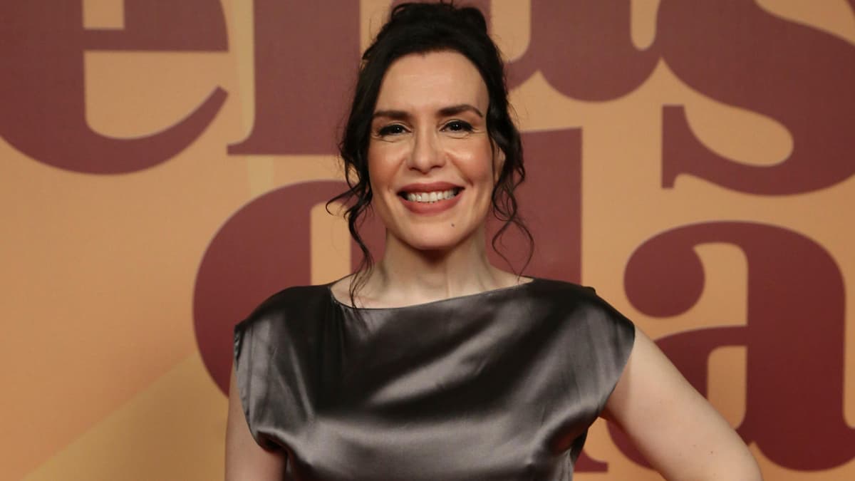 Maria Clara Spinelli vive a forte e apaixonante Renée em “Elas Por Elas” e comemora: “Estou encantada”