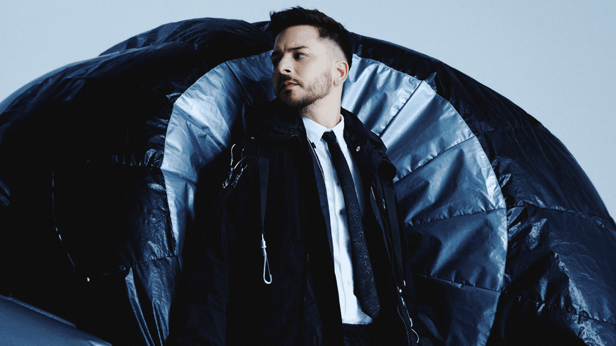 Junior realiza audição solidária do disco “Solo Vol. 2”