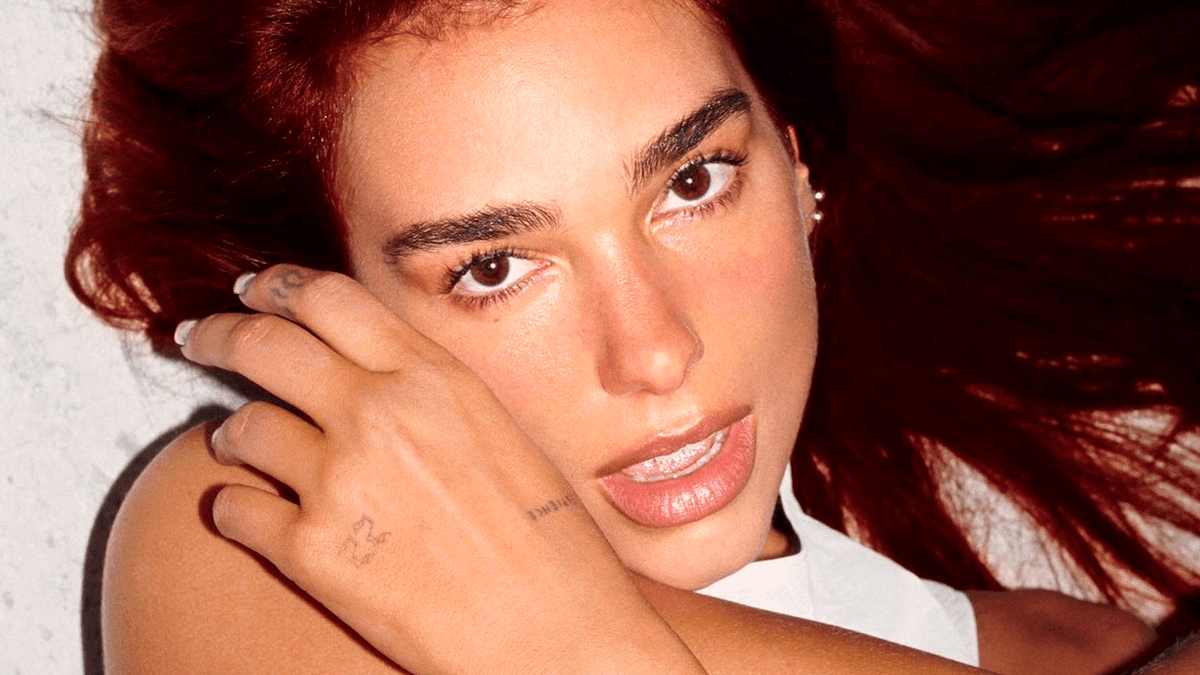 Dua Lipa divulga novo single “Houdini” nas ruas de Londres