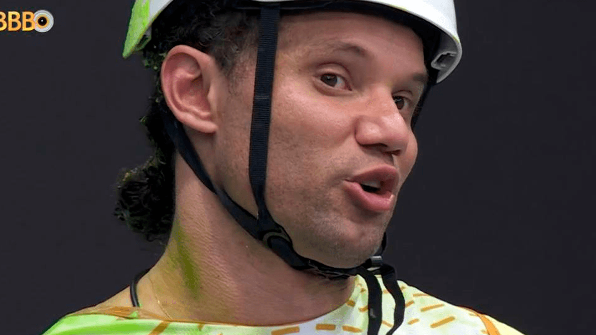 BBB24: Maycon faz piada sobre perna mecânica de Vinicius e irrita a web: “Extremamente insuportável”