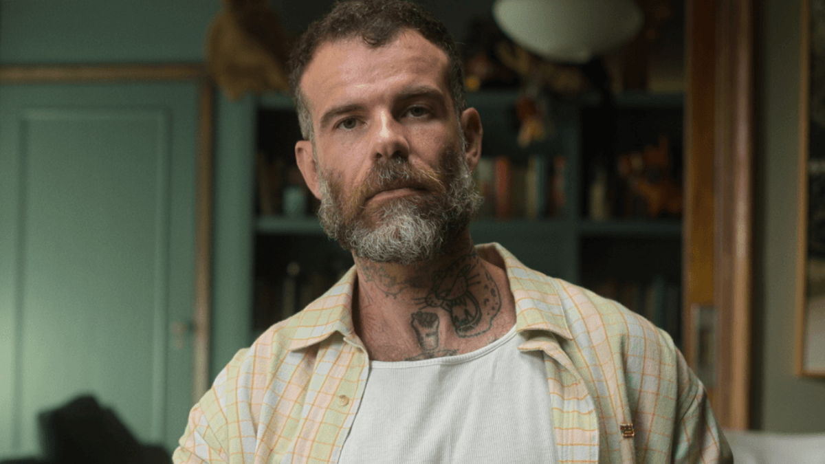 Prime Video divulga trailer oficial da série documental “A Mulher da Casa Abandonada”