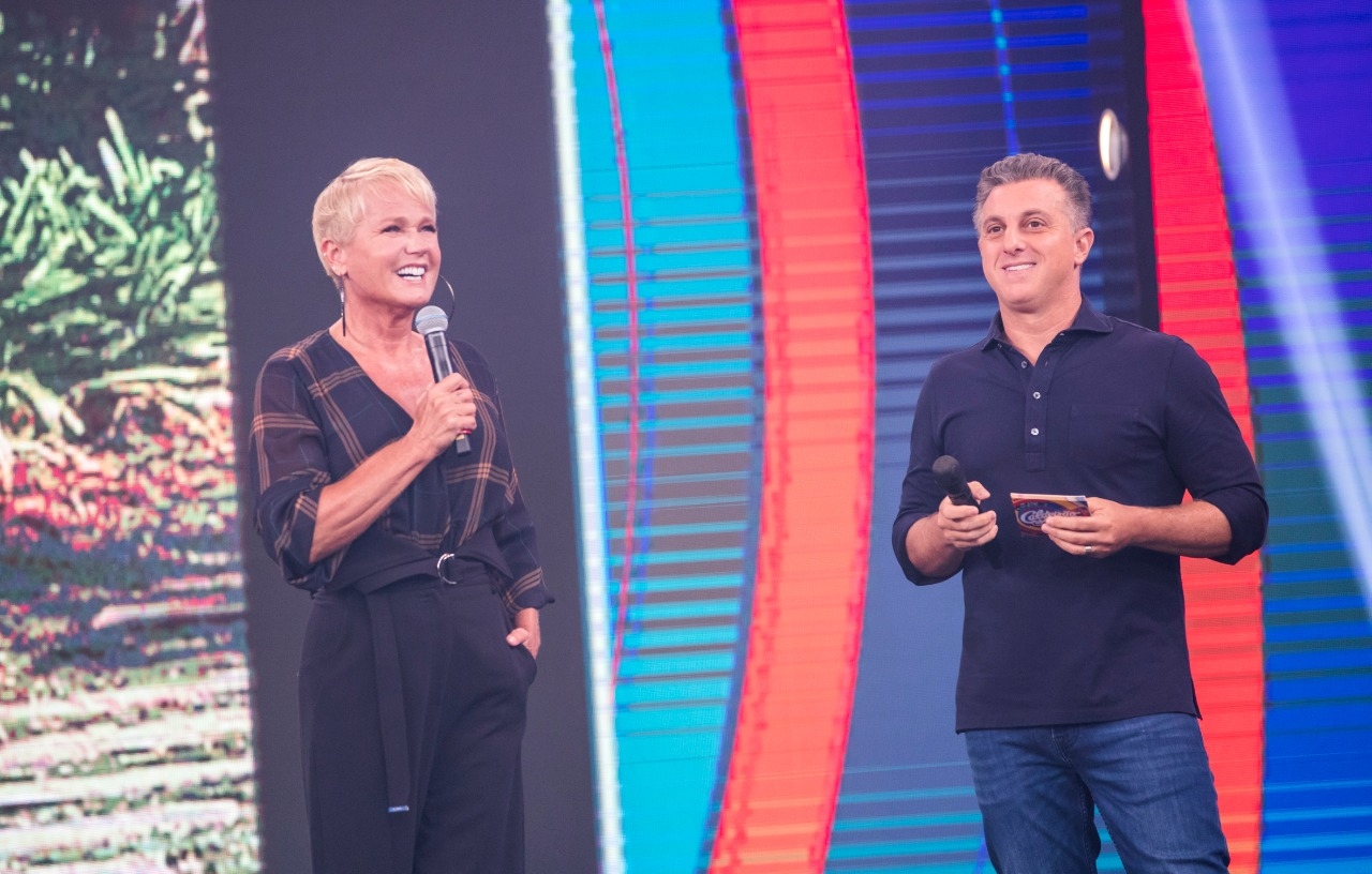 Xuxa grava “Visitando o passado”, quadro do Caldeirão do Huck