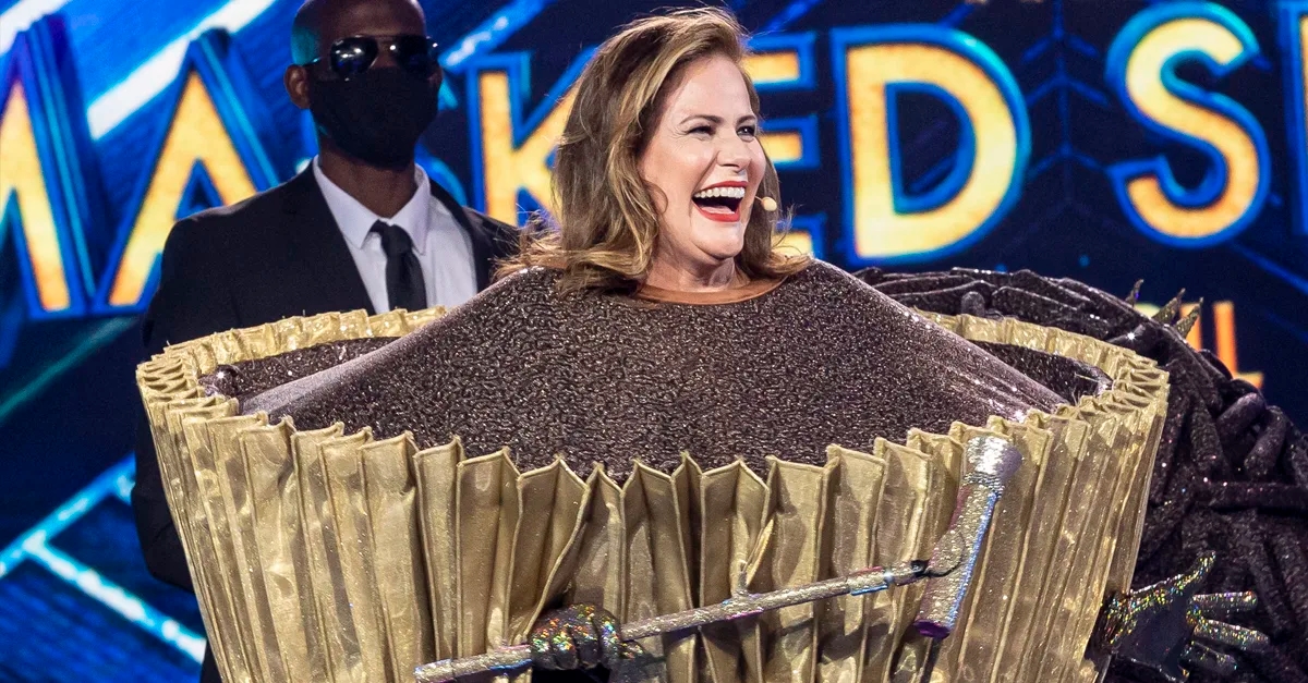 Renata Ceribelli revela como foi experiência no The Masked Singer Brasil: “Adorei que ninguém acertou!”