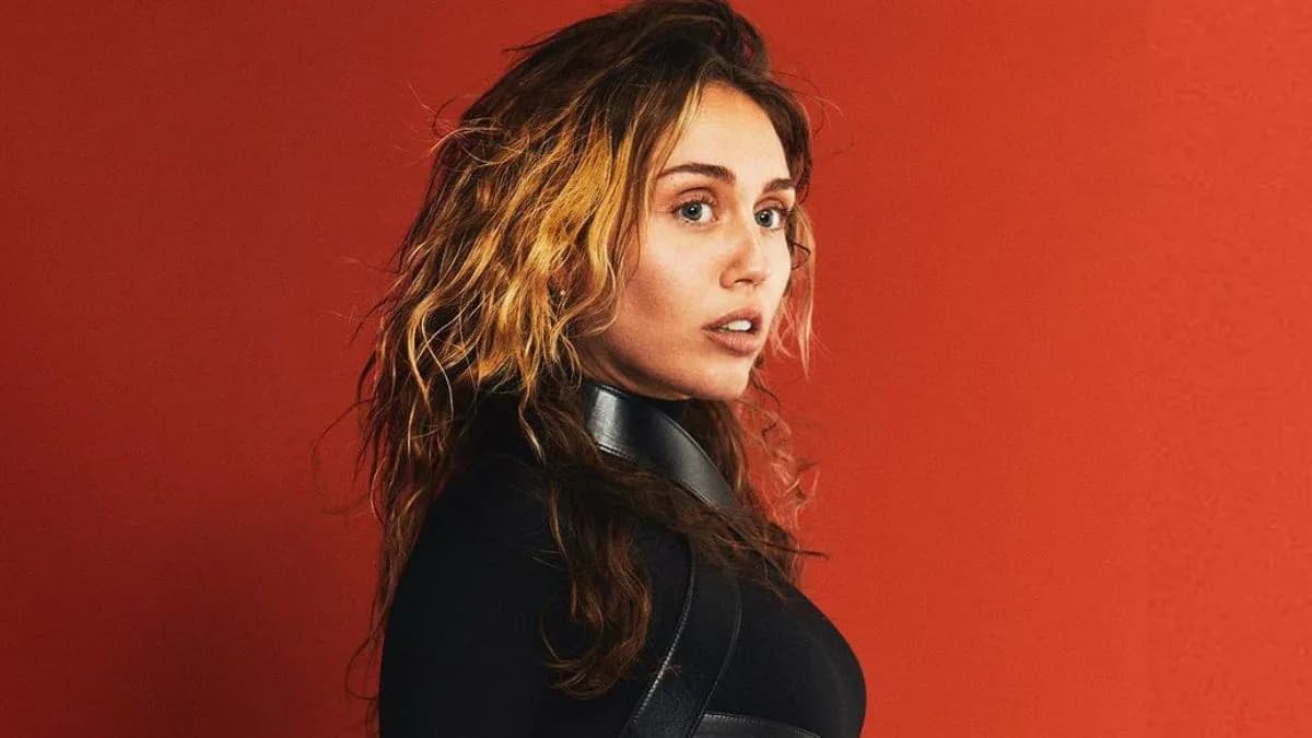 Miley Cyrus será homenageada com estrela na Calçada da Fama: “Parece um sonho”